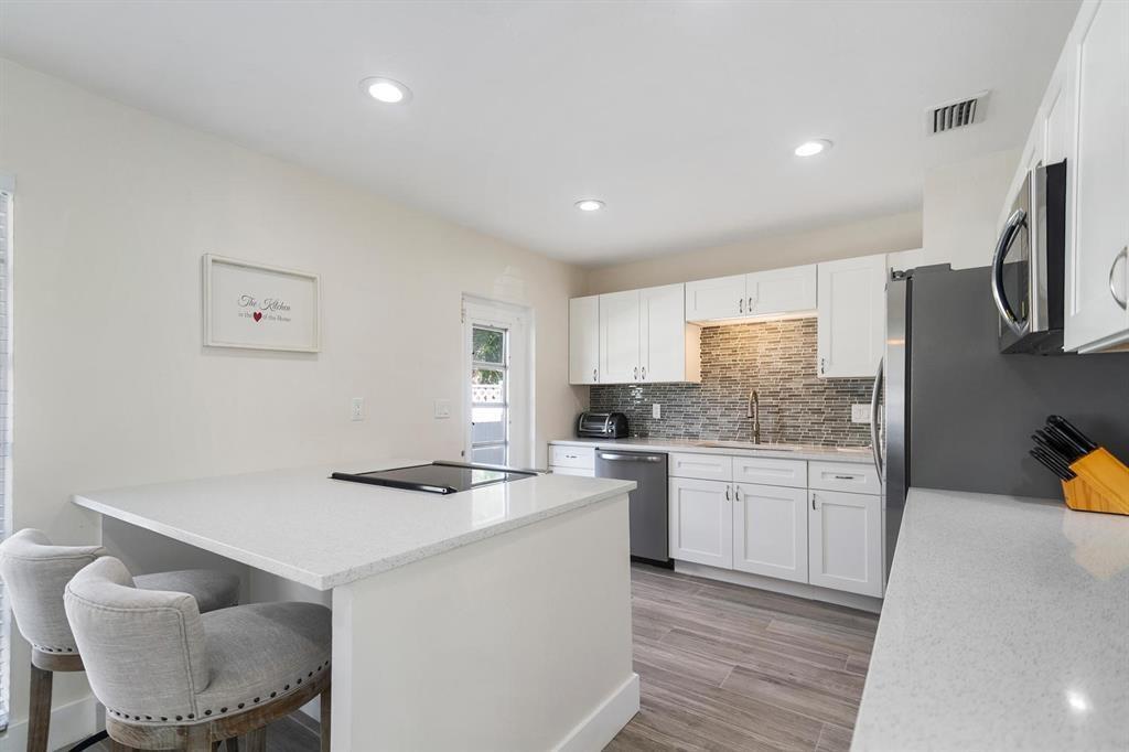2501 NE 12TH Street, Pompano Beach FL 33062 photo 5