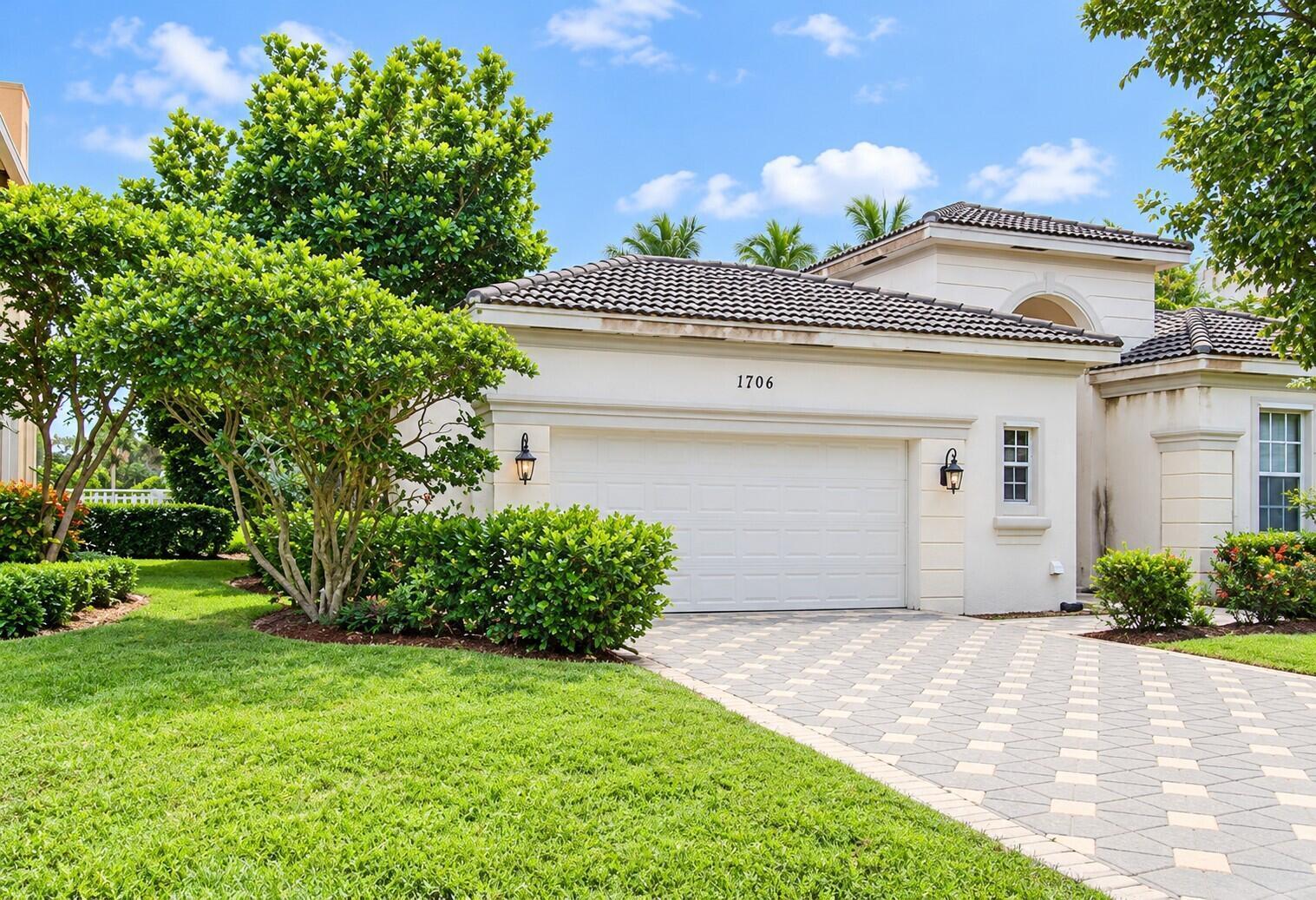 1704 ANNANDALE Circle, Royal Palm Beach FL 33411 photo 2