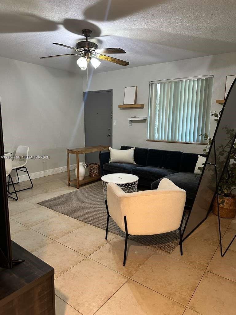 585 SW 11th St # 1, Miami FL 33129 photo 3