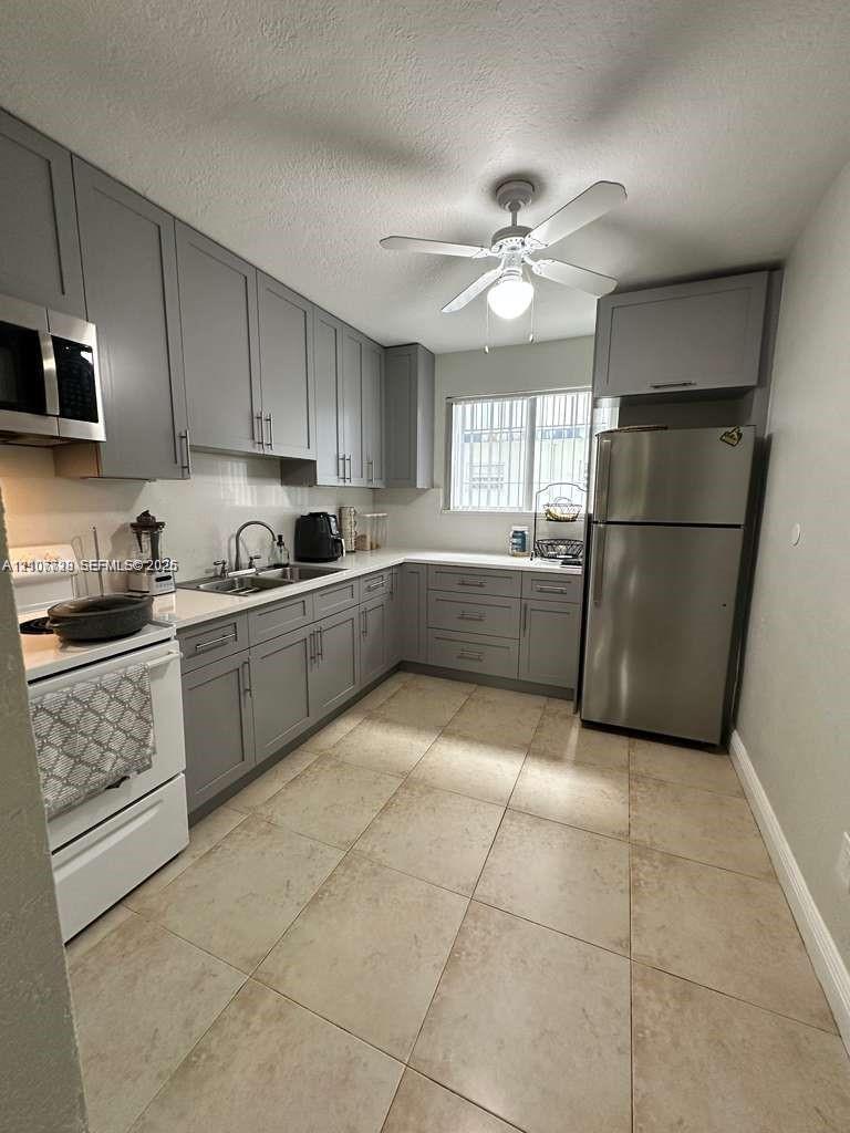 585 SW 11th St # 1, Miami FL 33129 photo 4