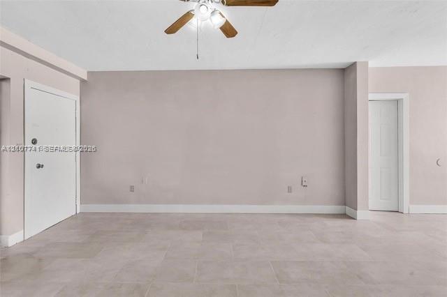 1165 Marseille Dr # 21, Miami Beach FL 33141 photo 4