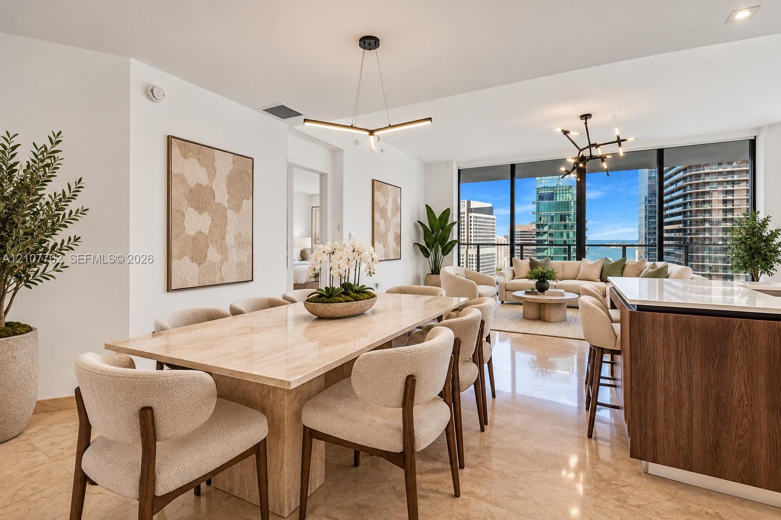 88 SW 7th St # 3401, Miami FL 33130 photo 4