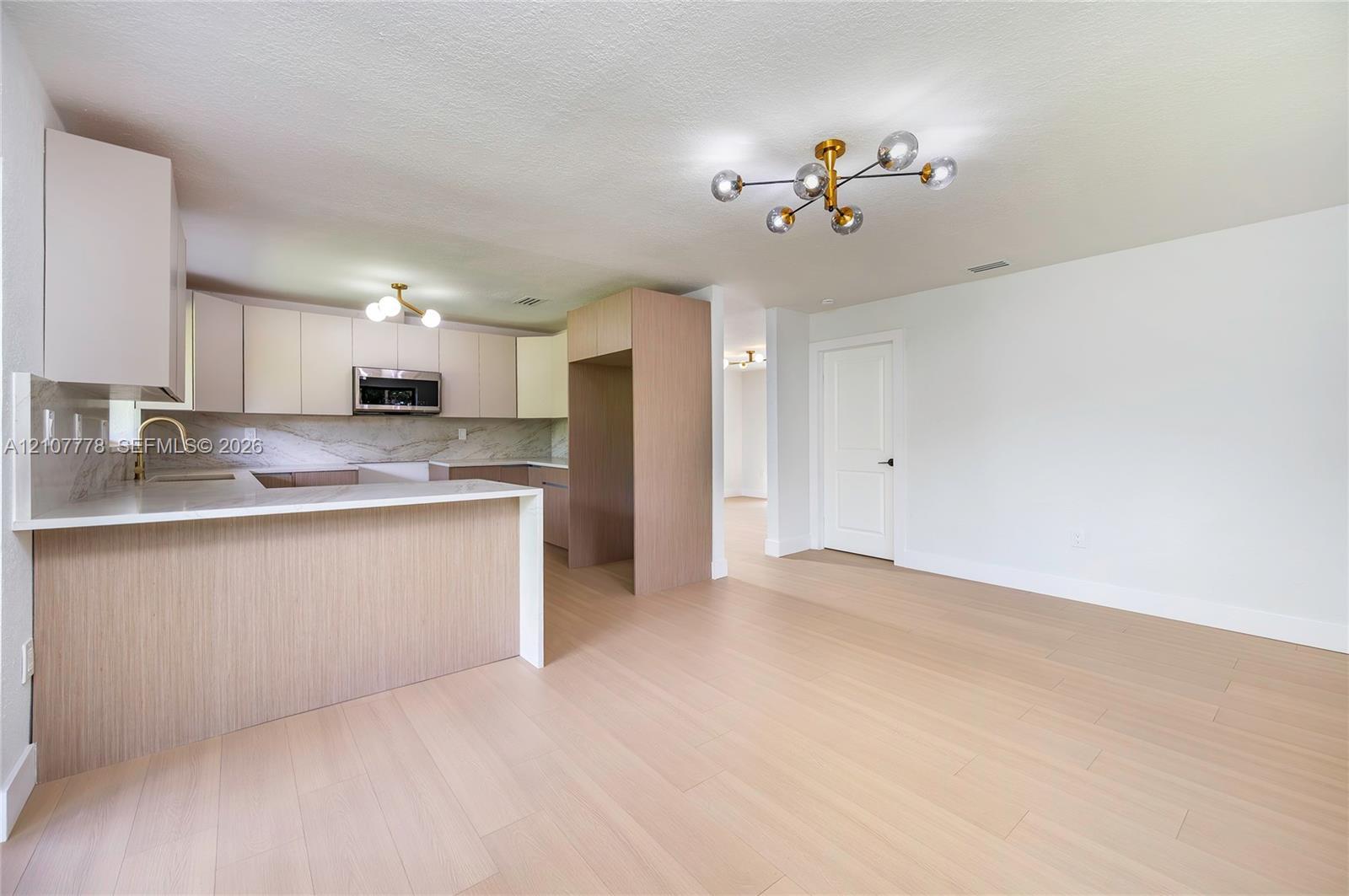9261 SW 11th St, Miami FL 33174 photo 3