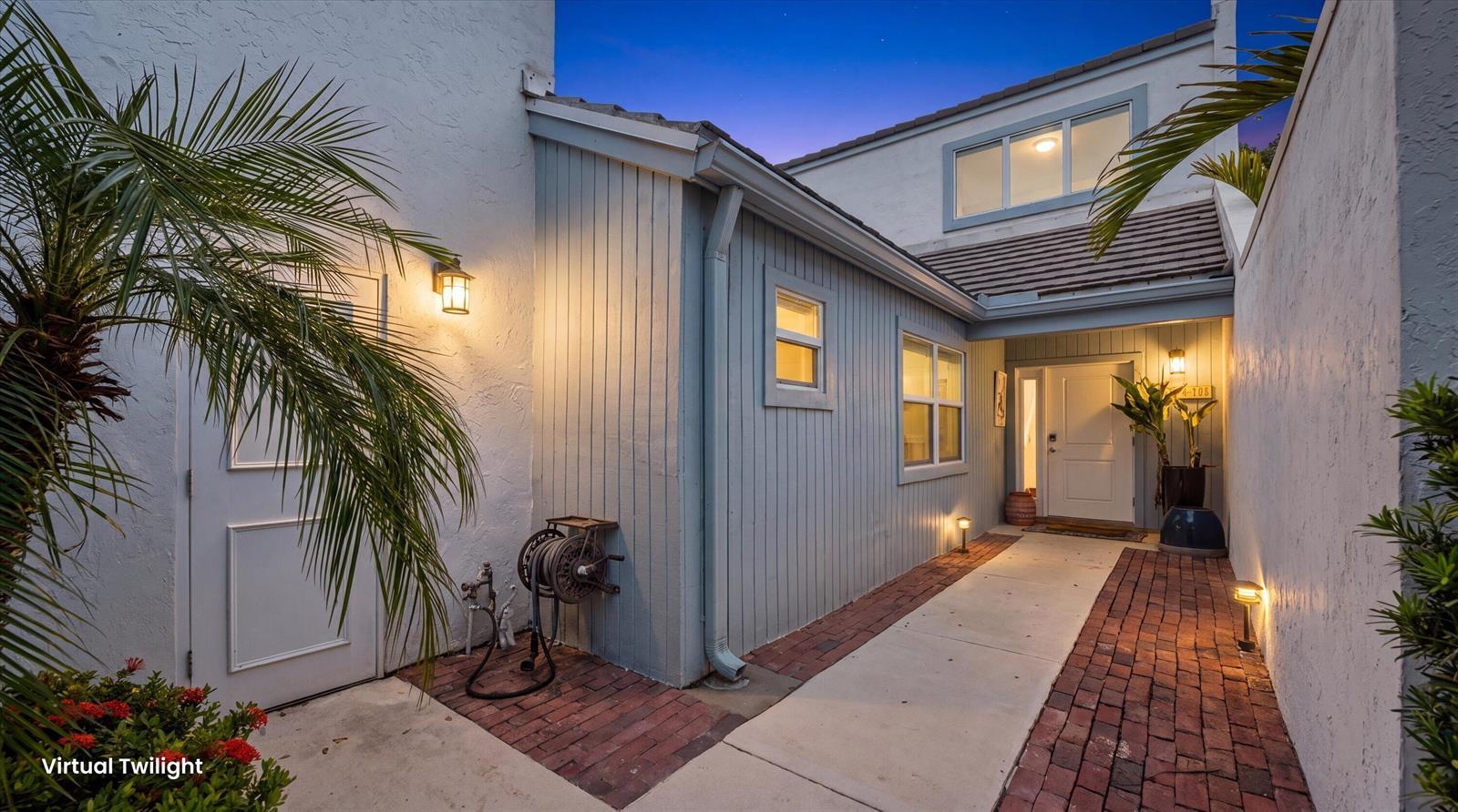 17014 TRAVERSE Circle, Jupiter FL 33477 photo 3