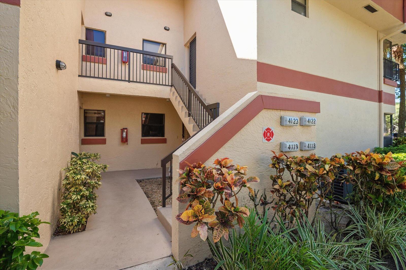 4119 CARAMBOLA Circle S # 2120, Coconut Creek FL 33066 photo 3