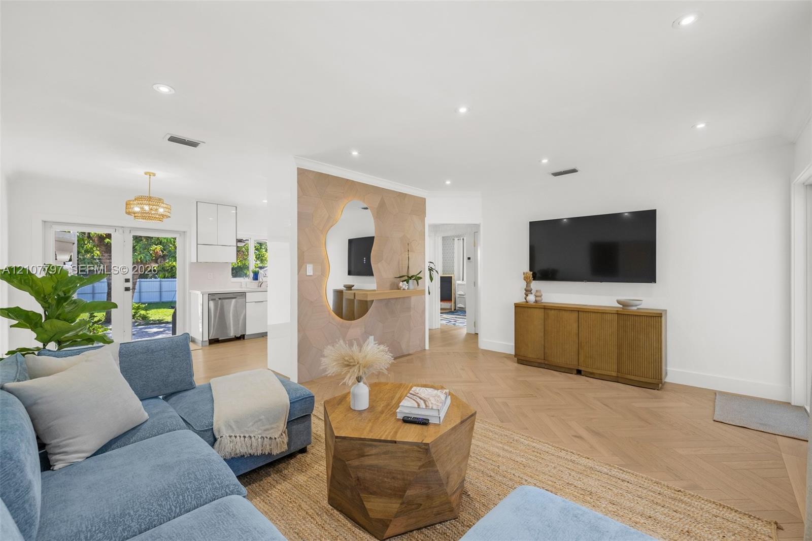 941 NW 40th Ave, Miami FL 33126 photo 3