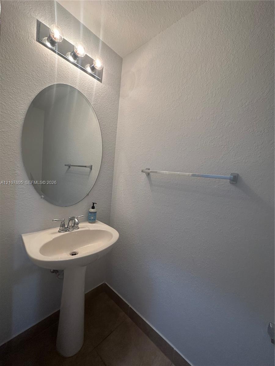 155 SW 7th Ct # 155, Pompano Beach FL 33060 photo 4