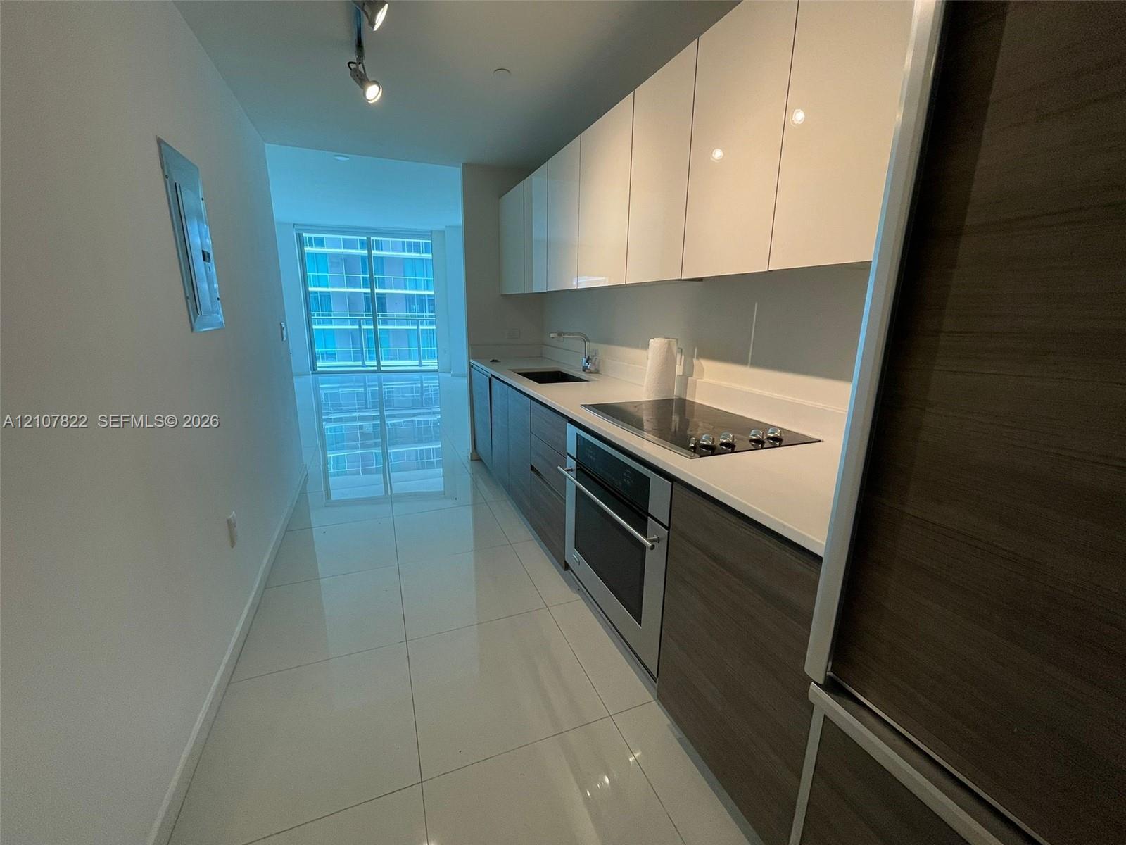 1100 S Miami Ave # 1806, Miami FL 33130 photo 3