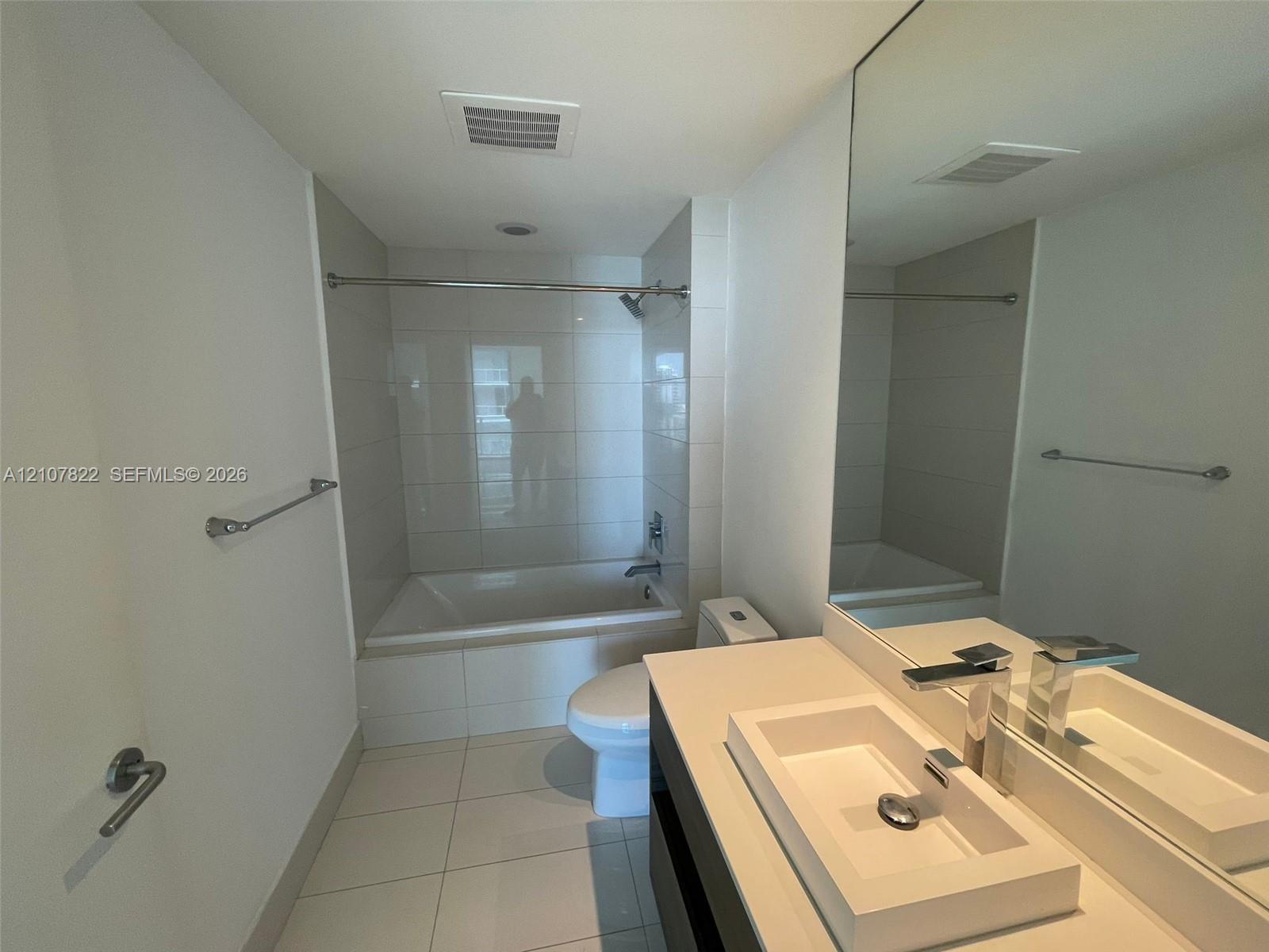 1100 S Miami Ave # 1806, Miami FL 33130 photo 5