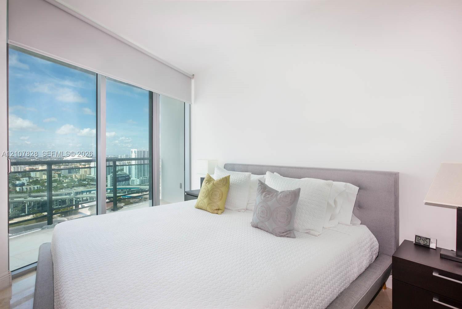 350 S Miami Ave # 3014, Miami FL 33130 photo 5