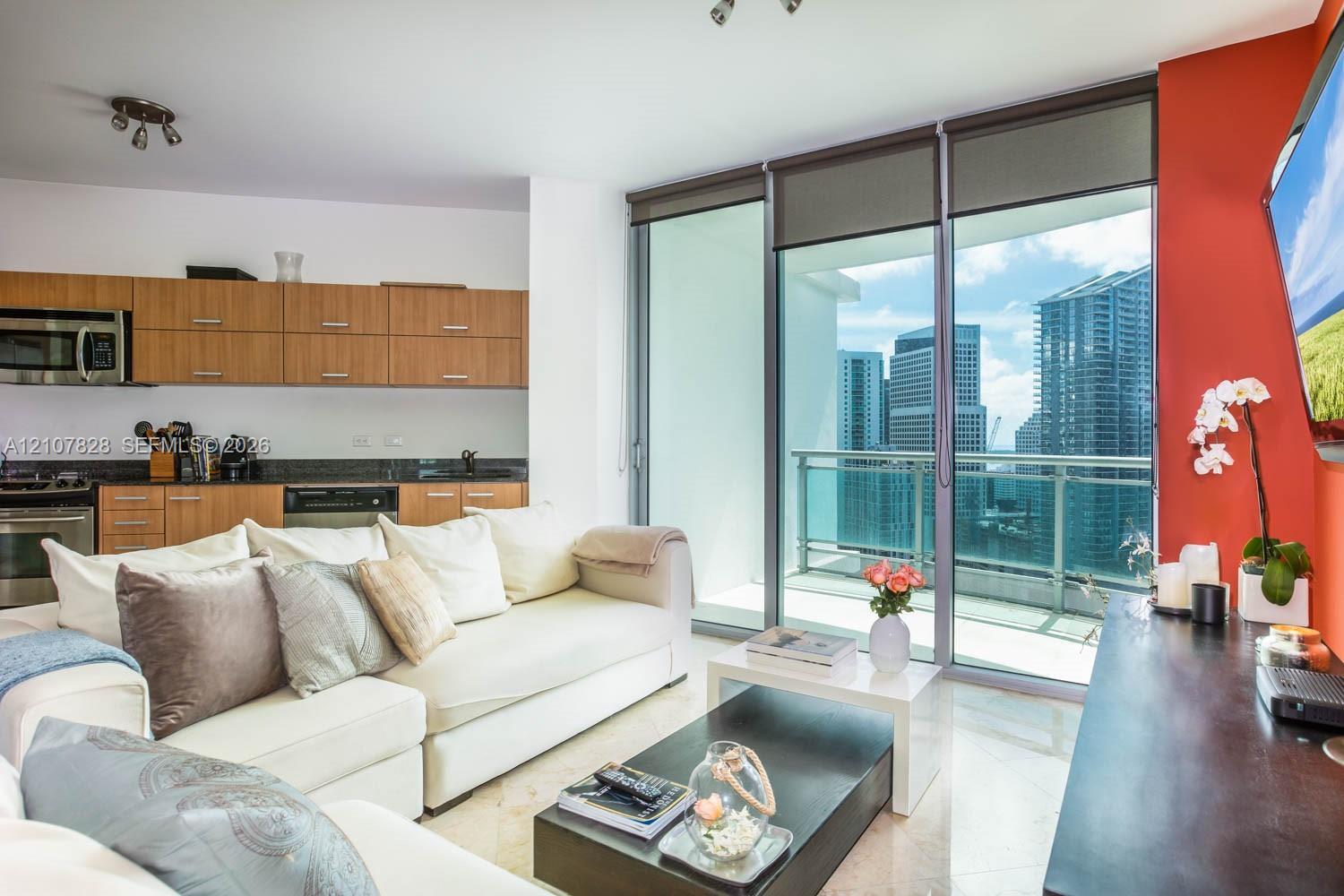 350 S Miami Ave # 3014, Miami FL 33130 photo 4