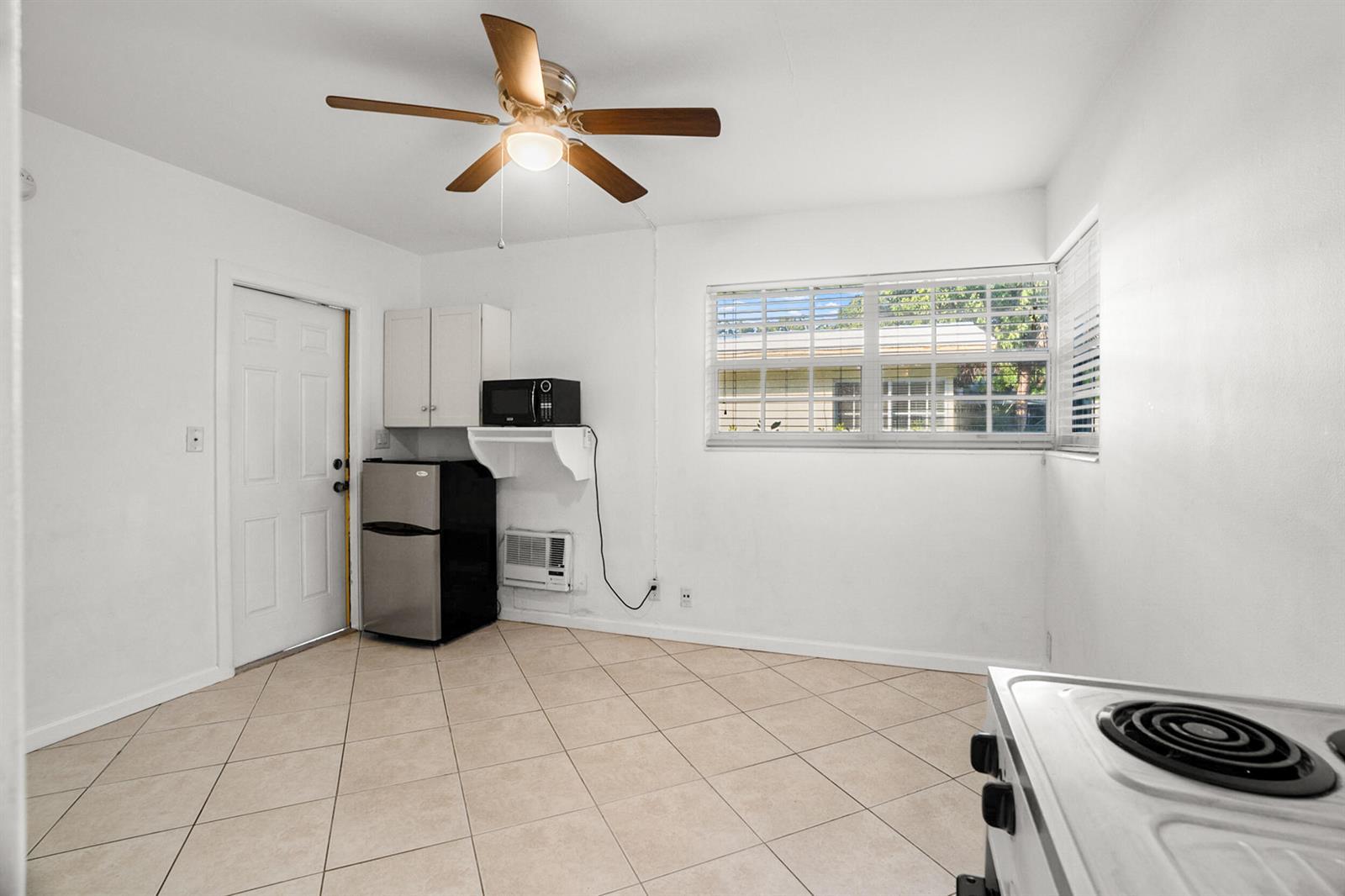 756 SE 19TH Avenue # 4, Deerfield Beach FL 33441 photo 5