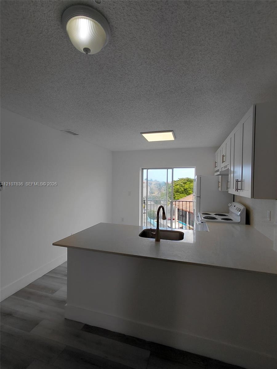 5435 W 24th Ave # 78, Hialeah FL 33016 photo 3