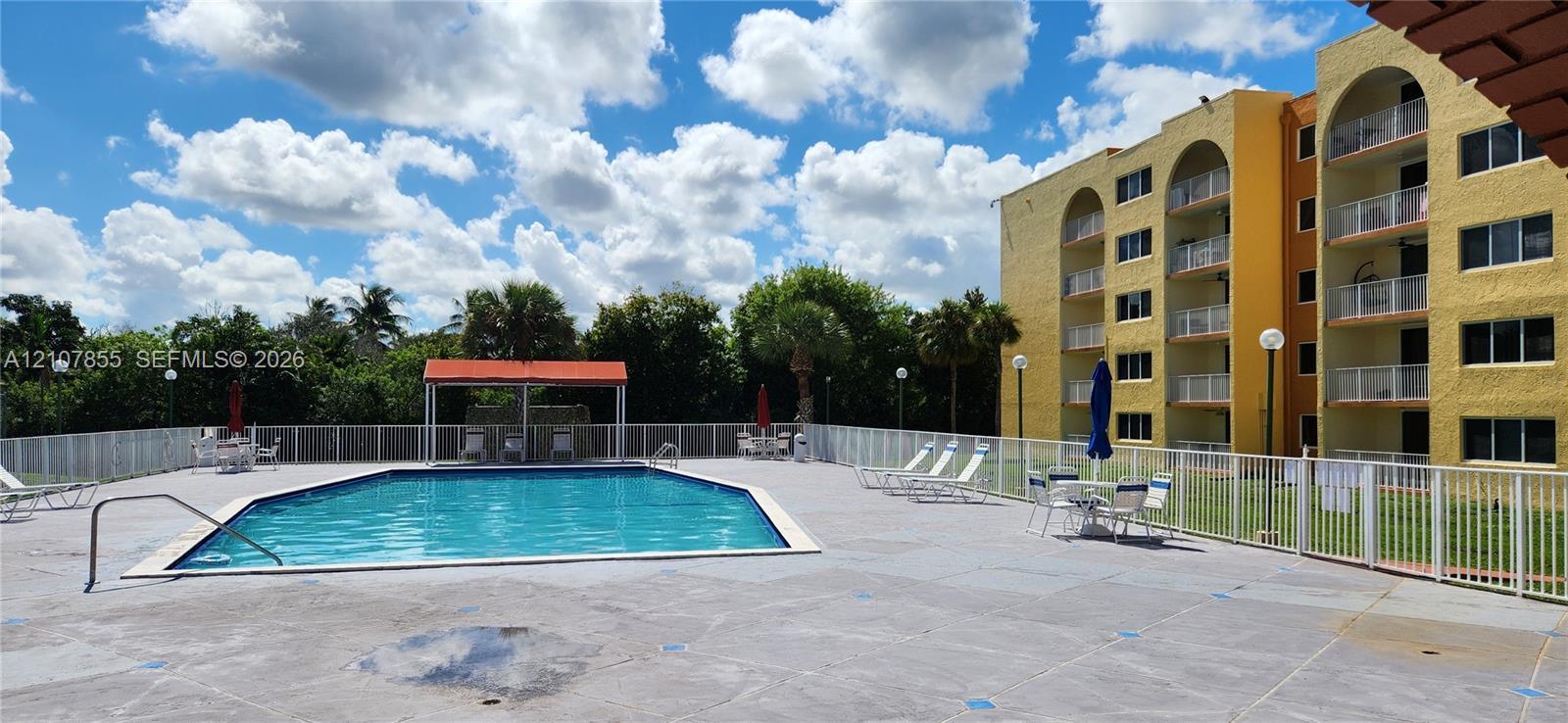 7000 NW 186th St # 324A, Hialeah FL 33015 photo 2