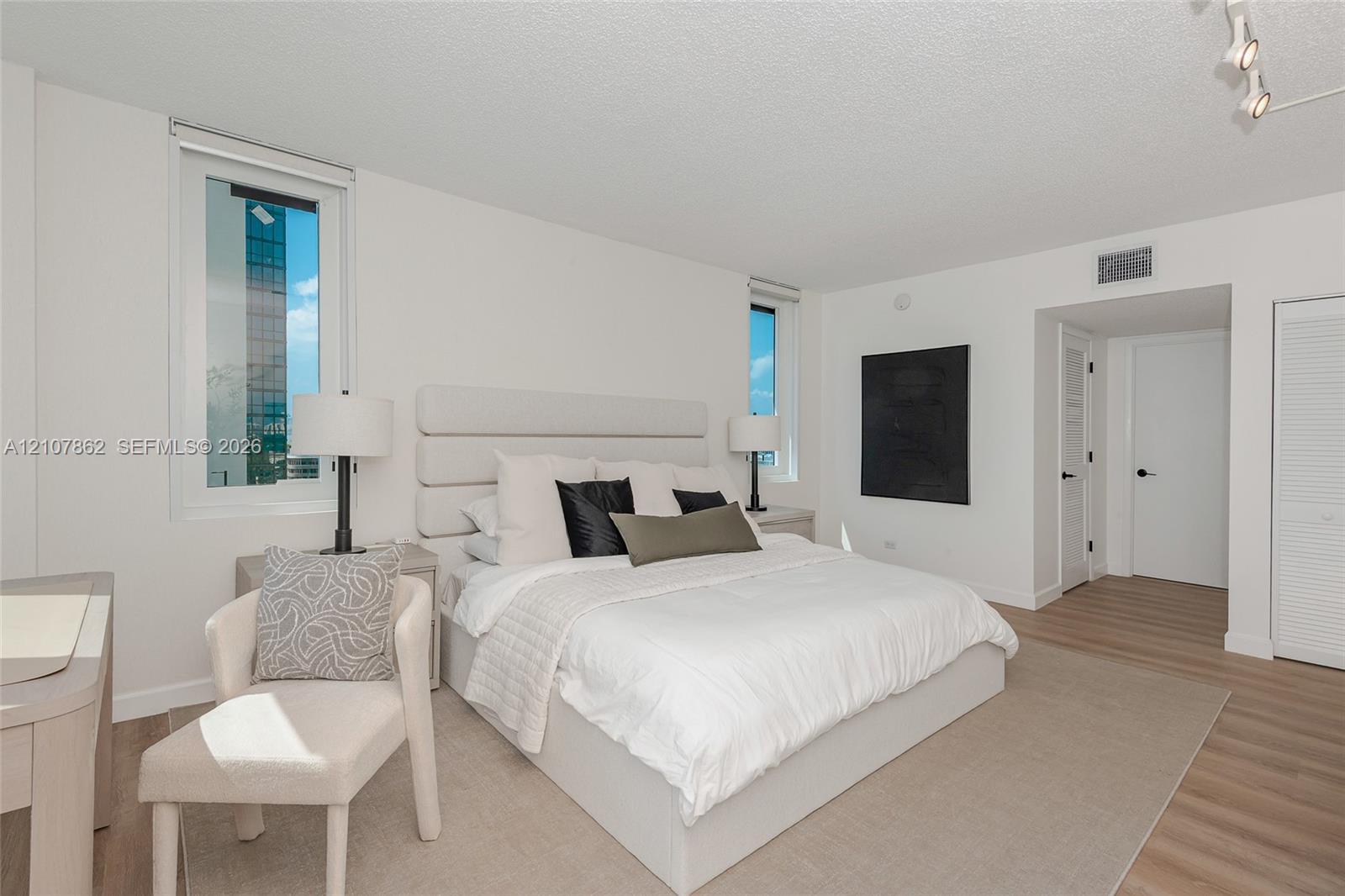 Miami Beach, FL 33139 photo 4
