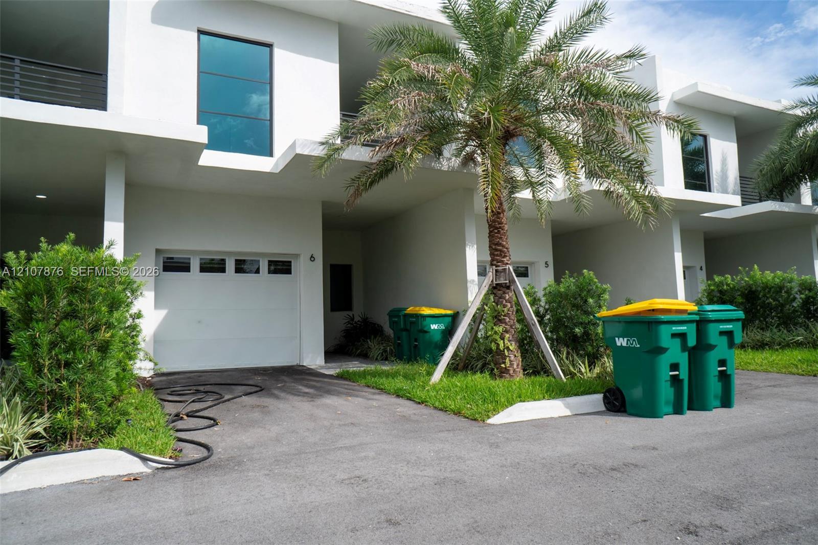 2526 Pierce St # 8, Hollywood FL 33020 photo 2
