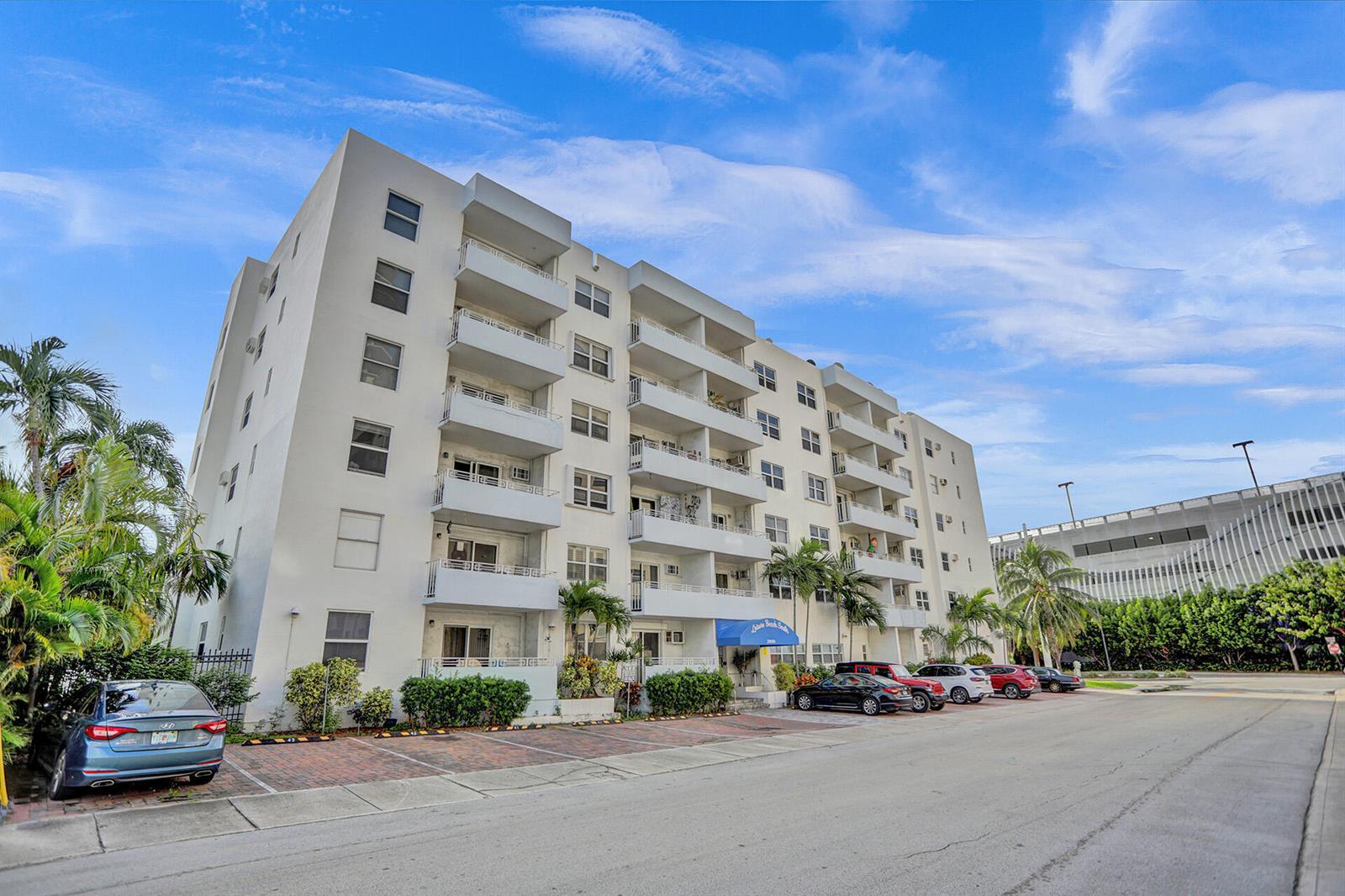2900 Banyan Street # 101, Fort Lauderdale FL 33316 photo 2