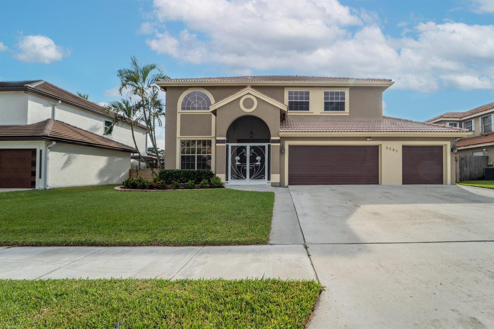 5581 Descartes Circle, Boynton Beach FL 33472 photo 3