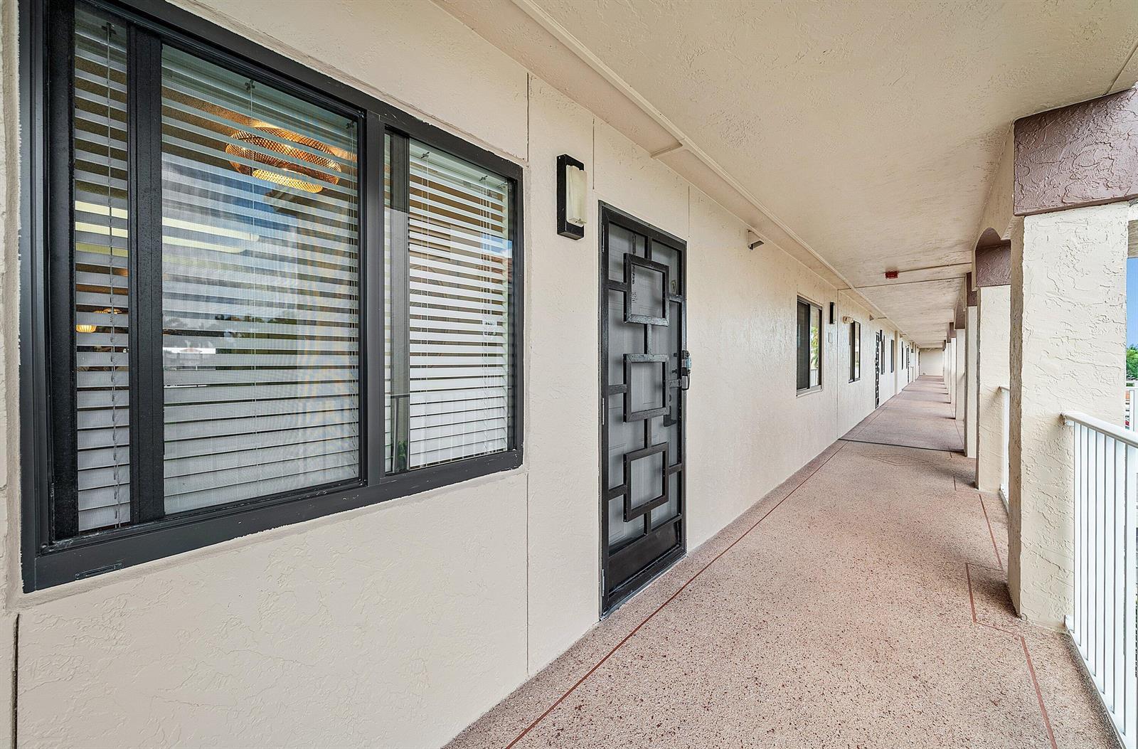 6065 POINTE REGAL Circle # 405, Delray Beach FL 33484 photo 2