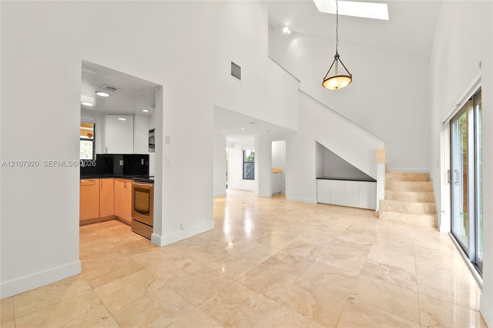 3062 Shipping Ave # 3062, Miami FL 33133