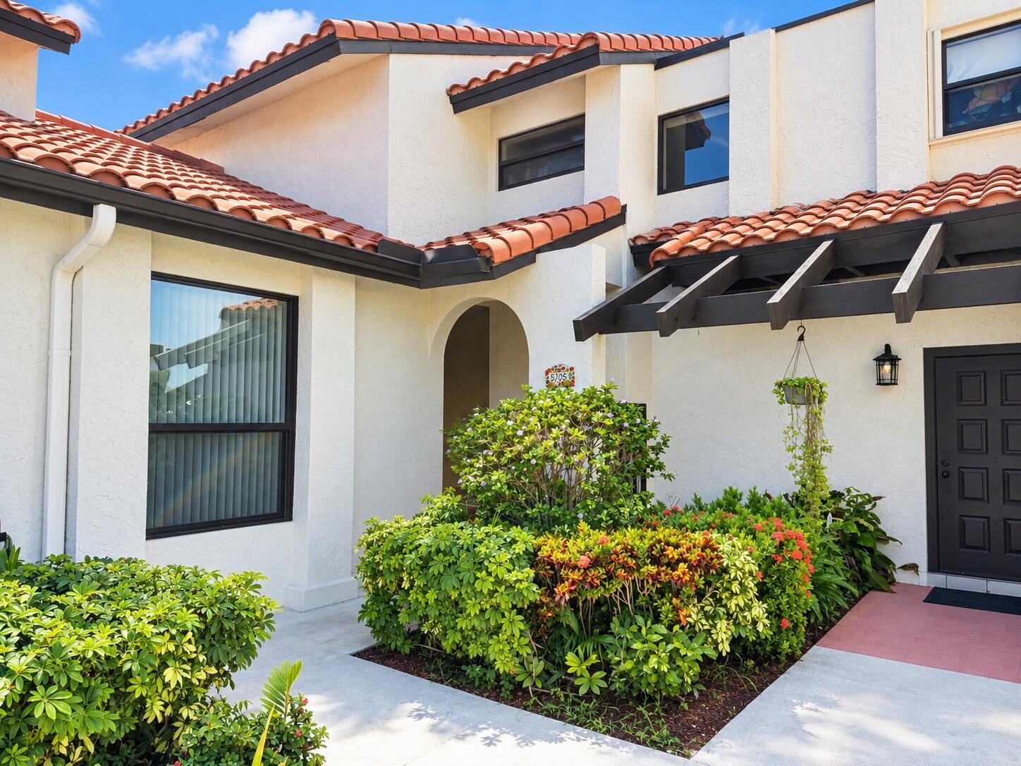 5706 FOX HOLLOW Drive # B, Boca Raton FL 33486