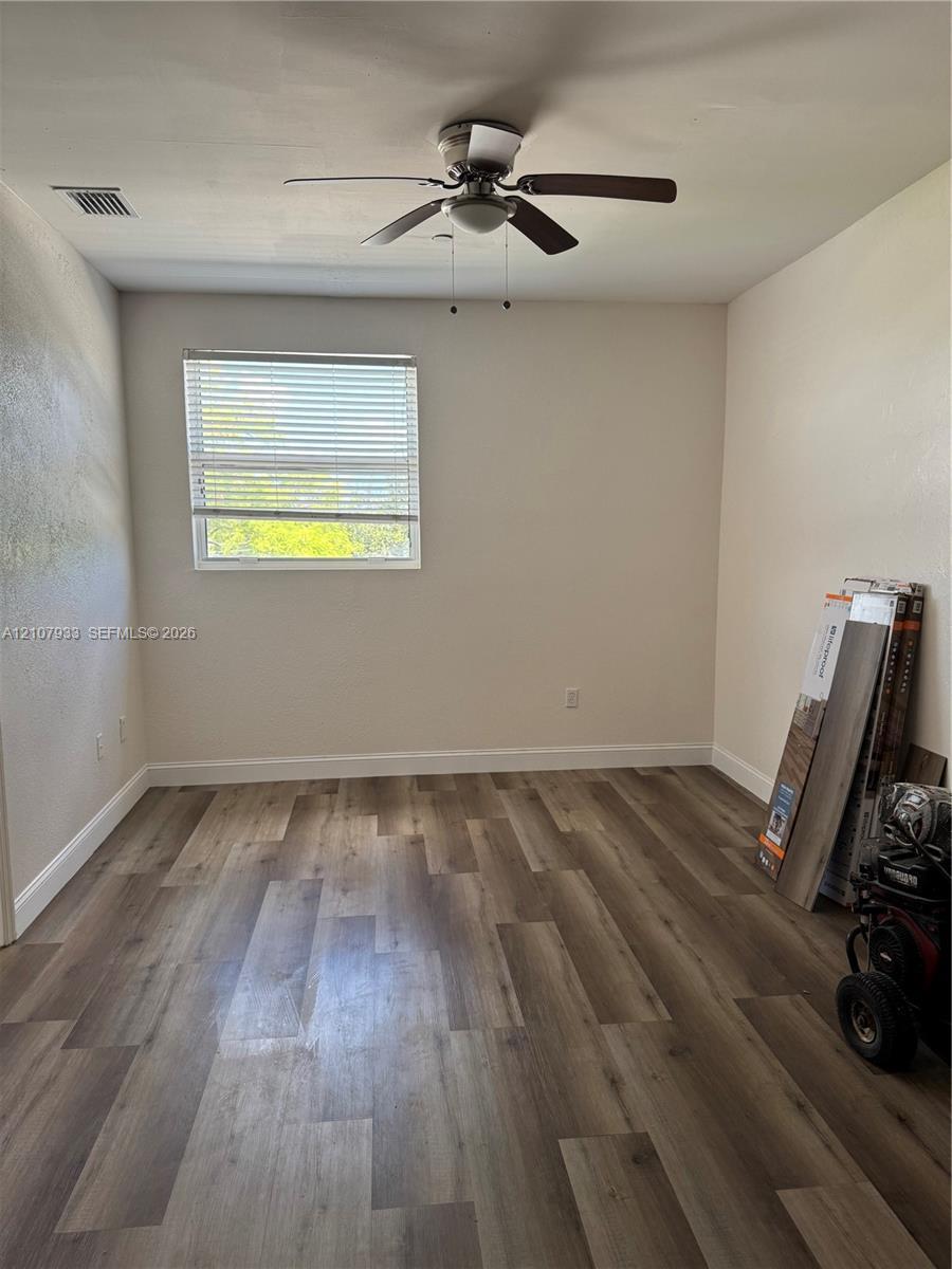 1525 NW 60th St # 2, Miami FL 33142