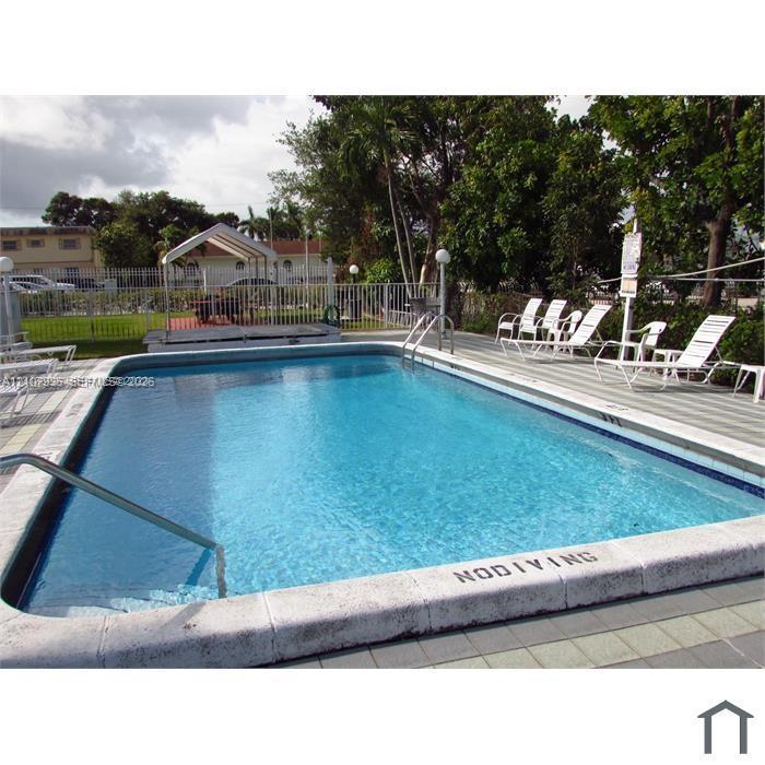 2839 Taylor St # 3, Hollywood FL 33020 photo 5