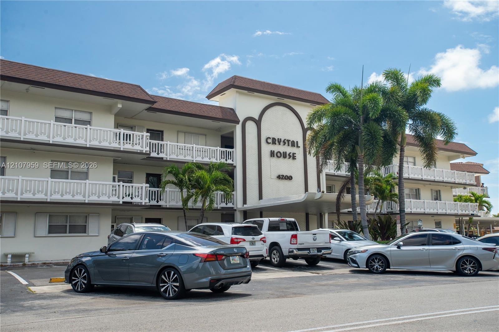 4200 Crystal Lake Dr # 204, Deerfield Beach FL 33064