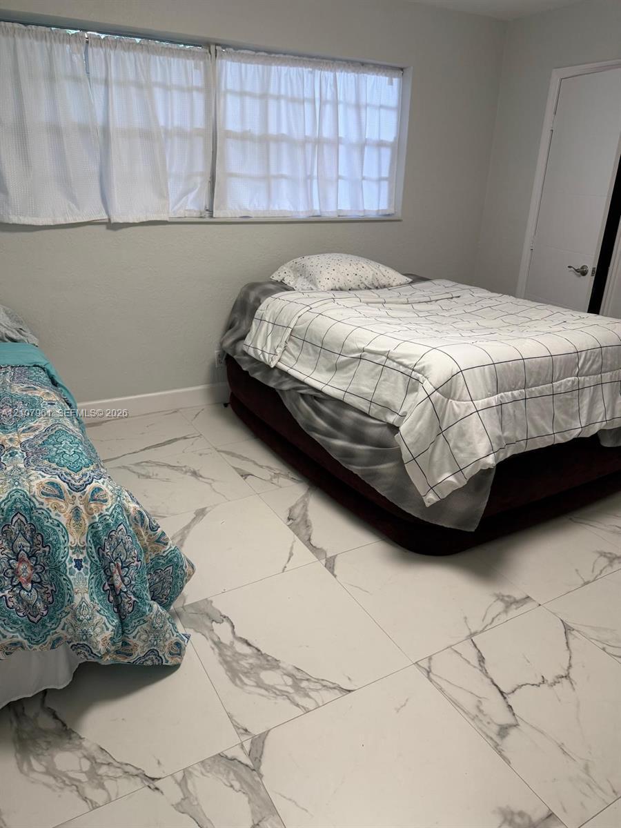 1806 N 38th Ave, Hollywood FL 33021 photo 5