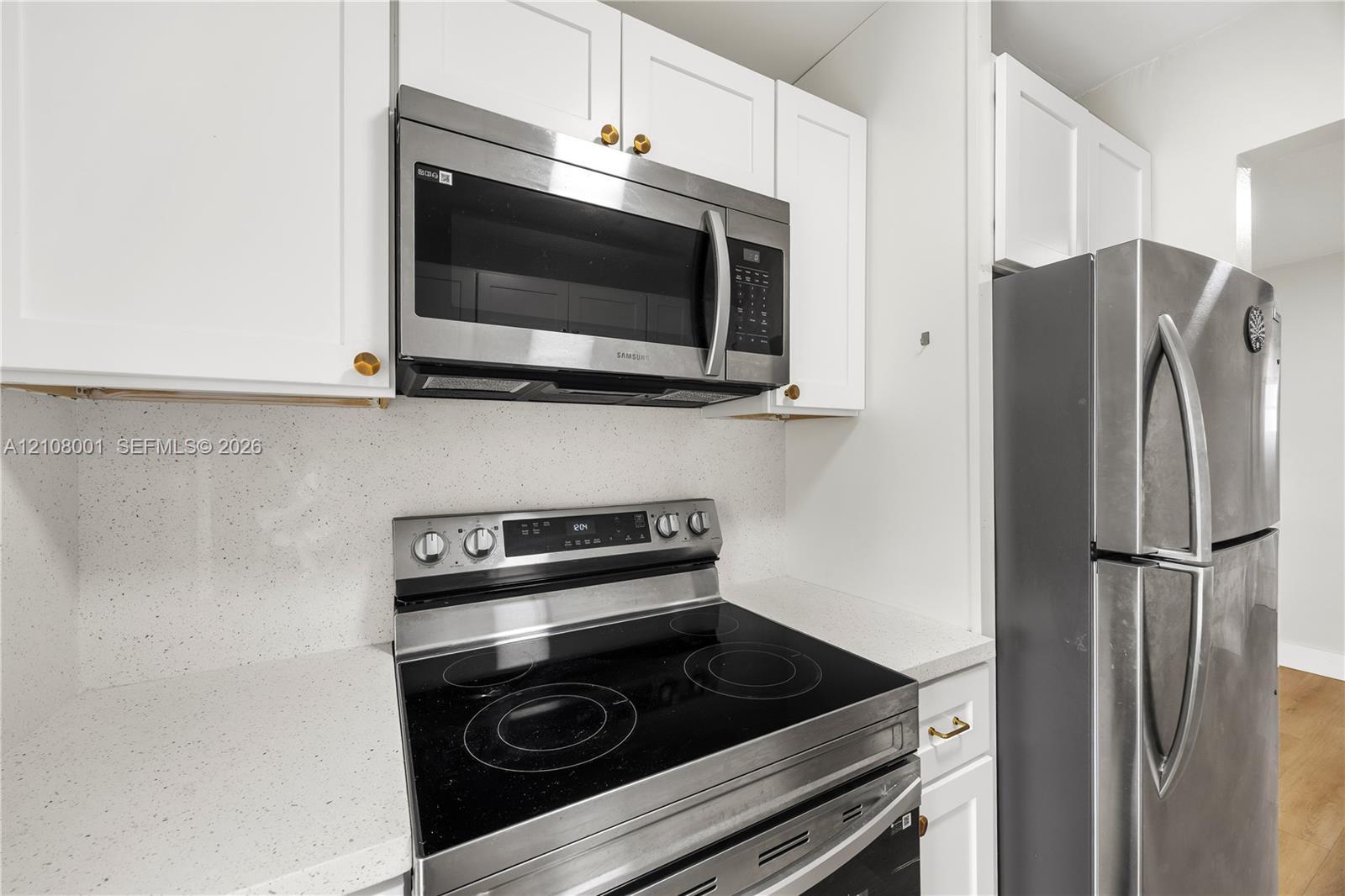 2418 Polk St # 105, Hollywood FL 33020 photo 2