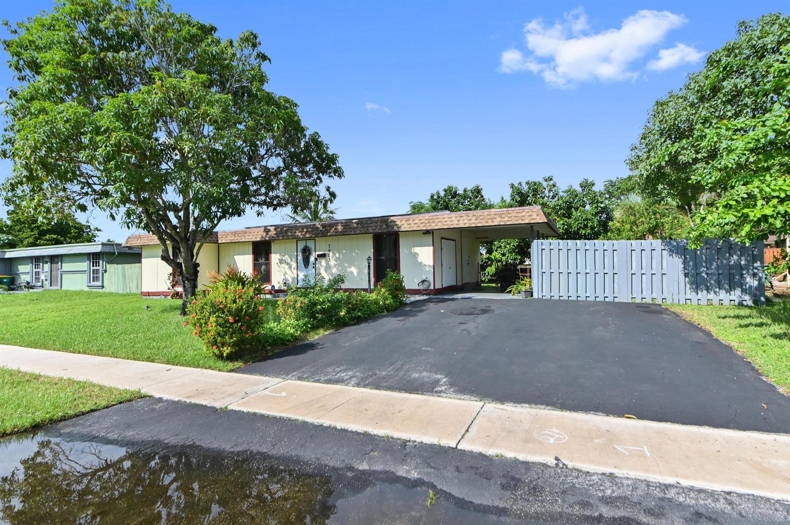 7903 NW 69TH Avenue, Tamarac FL 33321