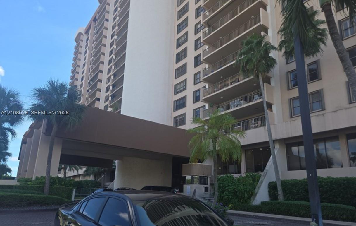 1800 NE 114th St # 2207, Miami FL 33181 photo 3