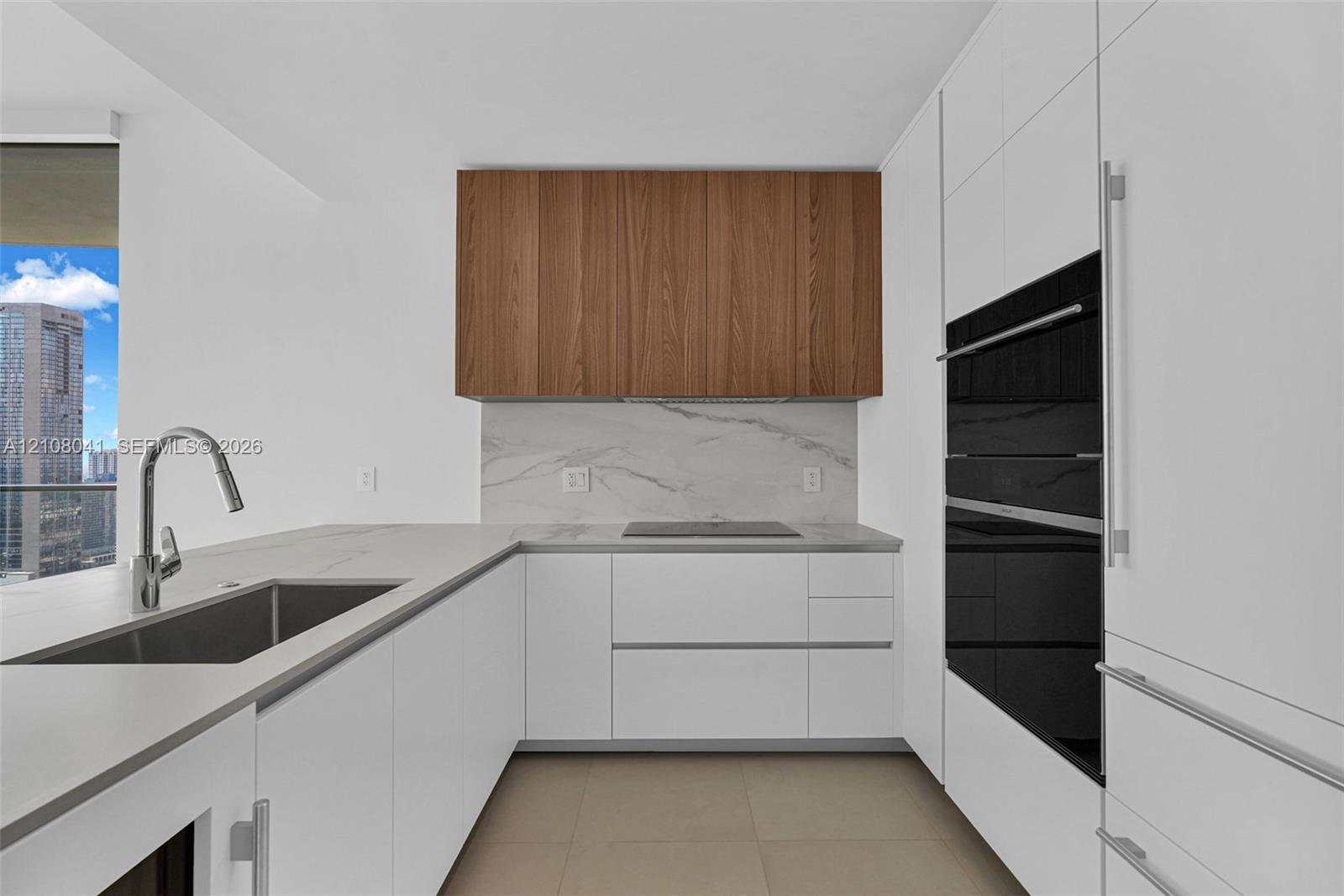 1400 Biscayne Blvd # 3402, Miami FL 33132 photo 4