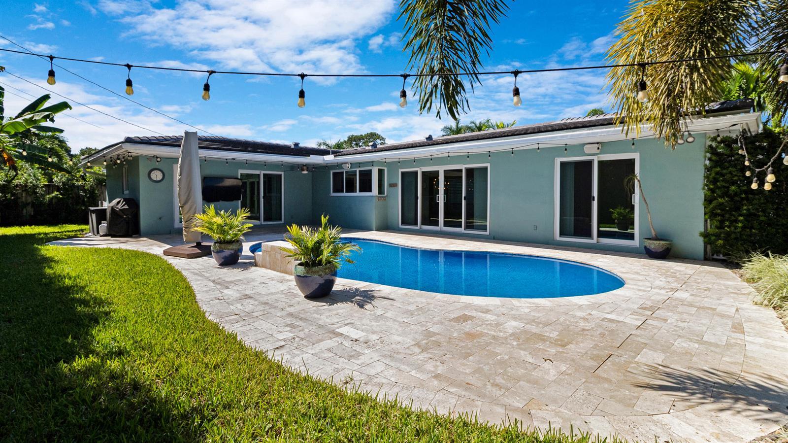 5830 NE 21ST Avenue, Fort Lauderdale FL 33308