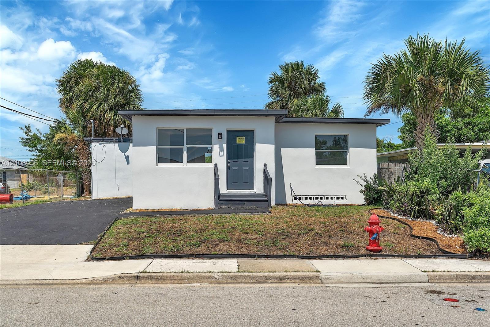 1444 W 28th St, Riviera Beach FL 33404 photo 3