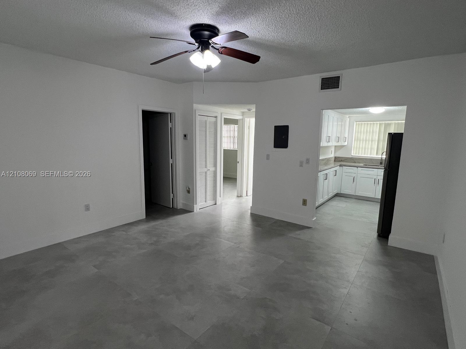 660 SE Park Dr # 101, Hialeah FL 33010 photo 2
