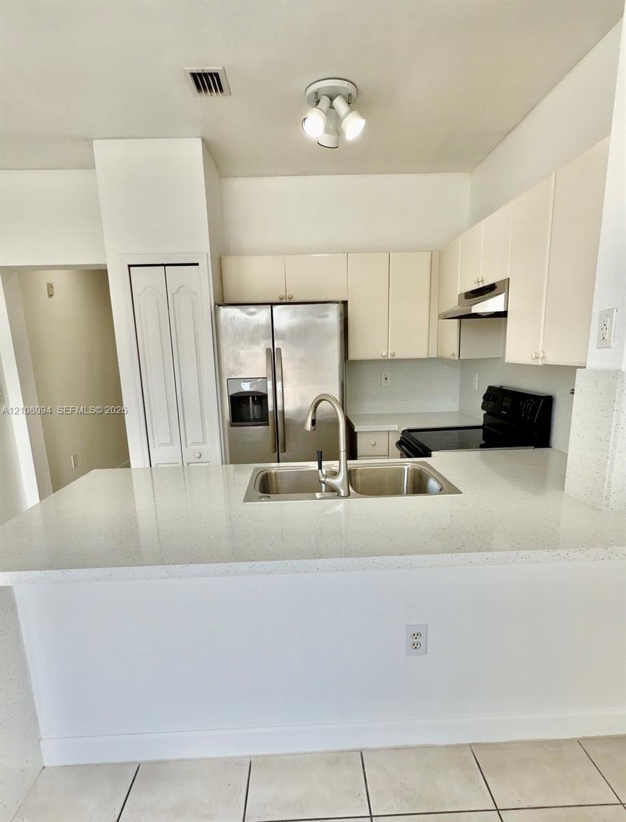 7080 NW 177th St # 13, Hialeah FL 33015 photo 4