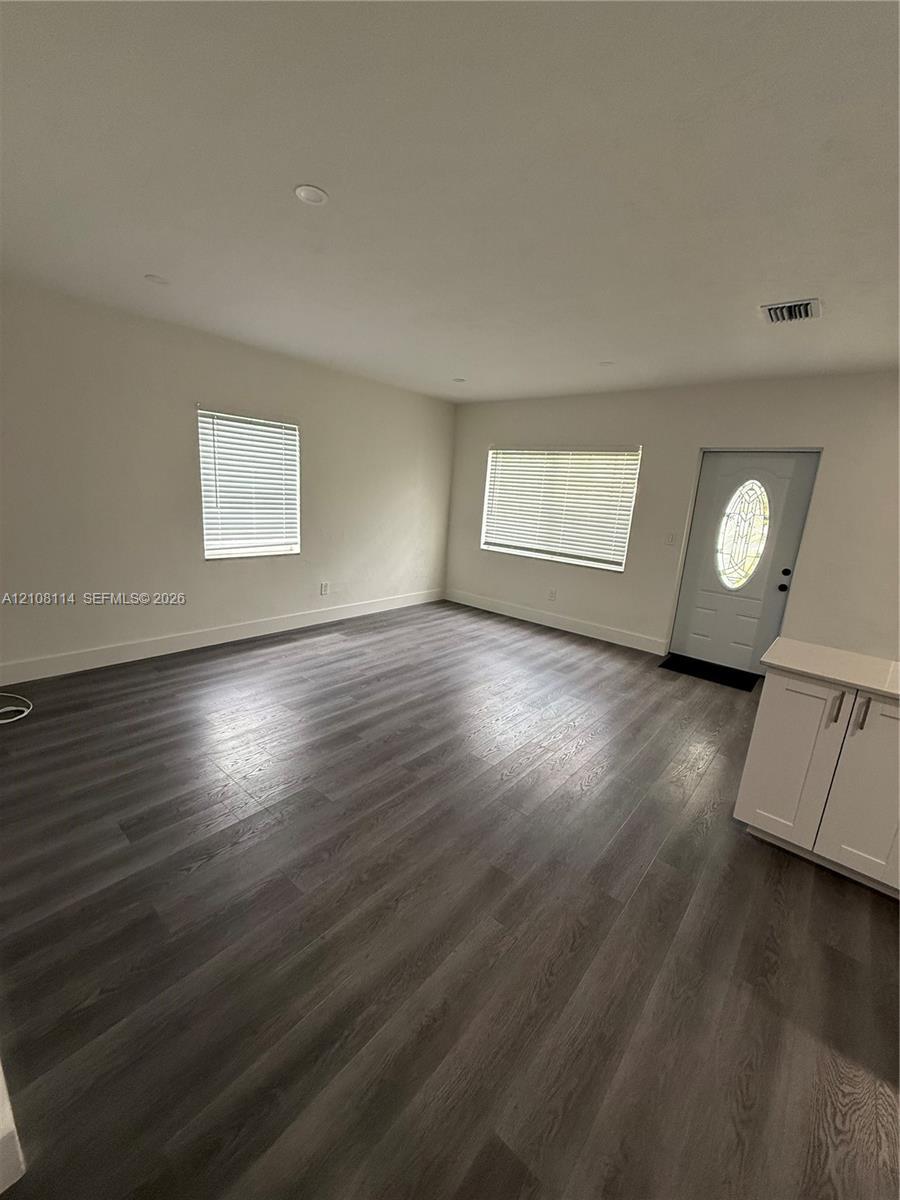 17451 NE 19th Ave, North Miami Beach FL 33162 photo 3