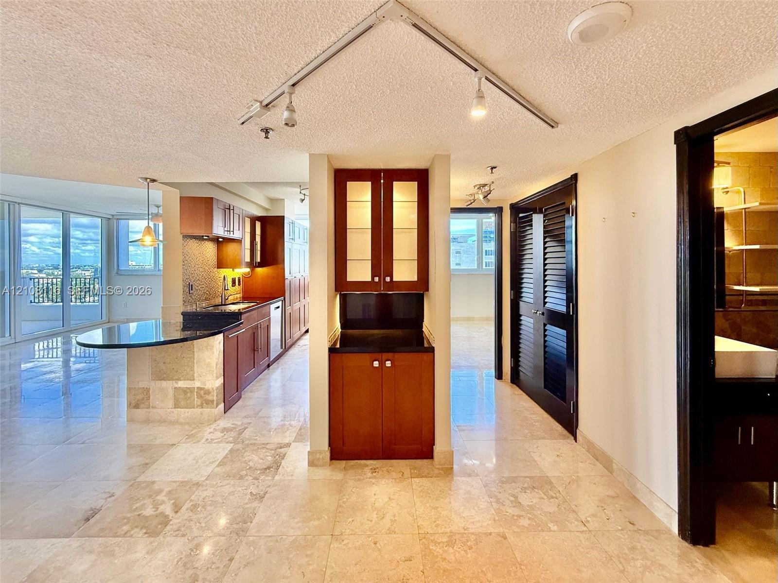 6422 Collins Ave # 1403, Miami Beach FL 33141 photo 4