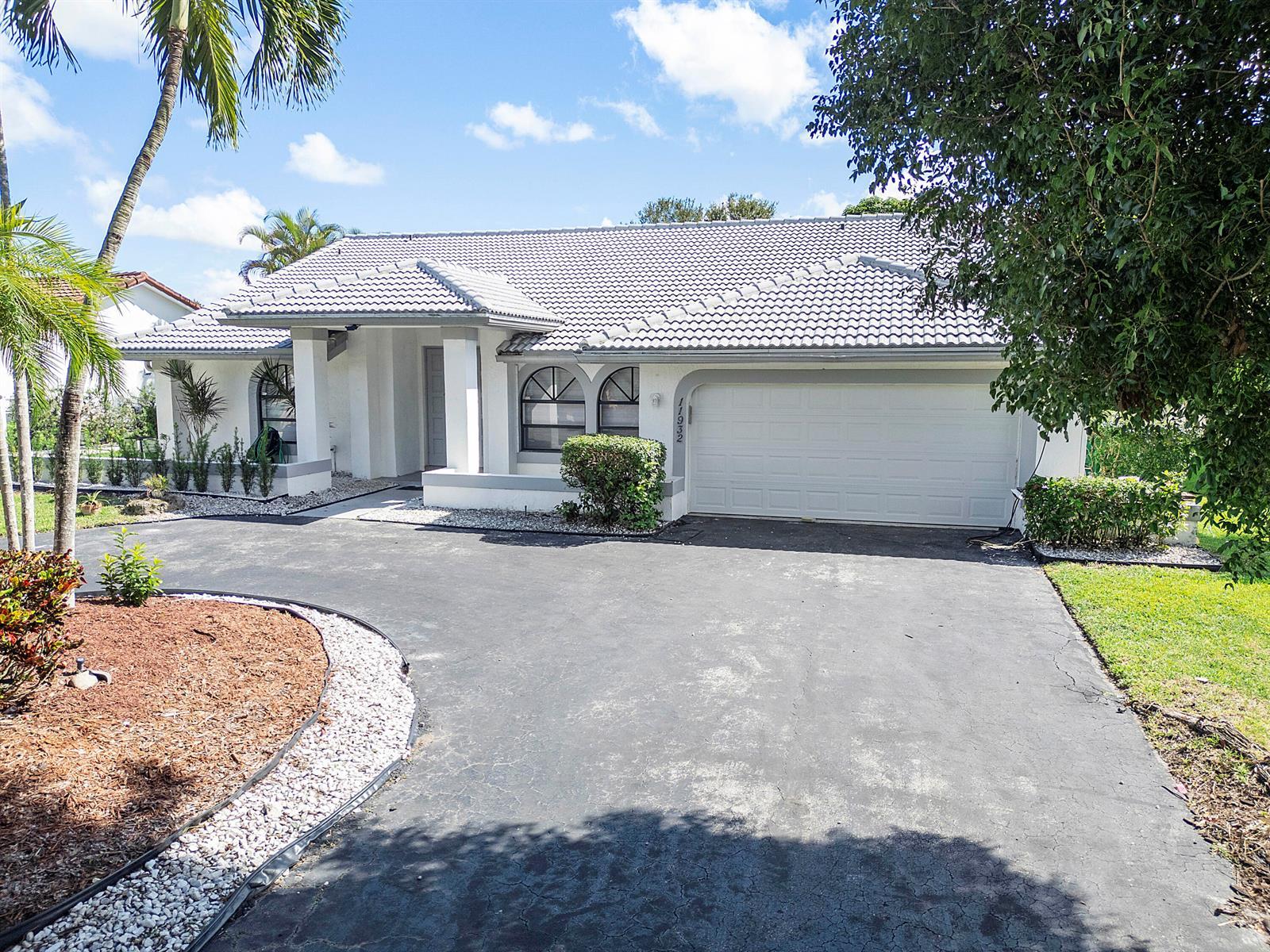 11932 NW 2ND Street, Coral Springs FL 33071 photo 5
