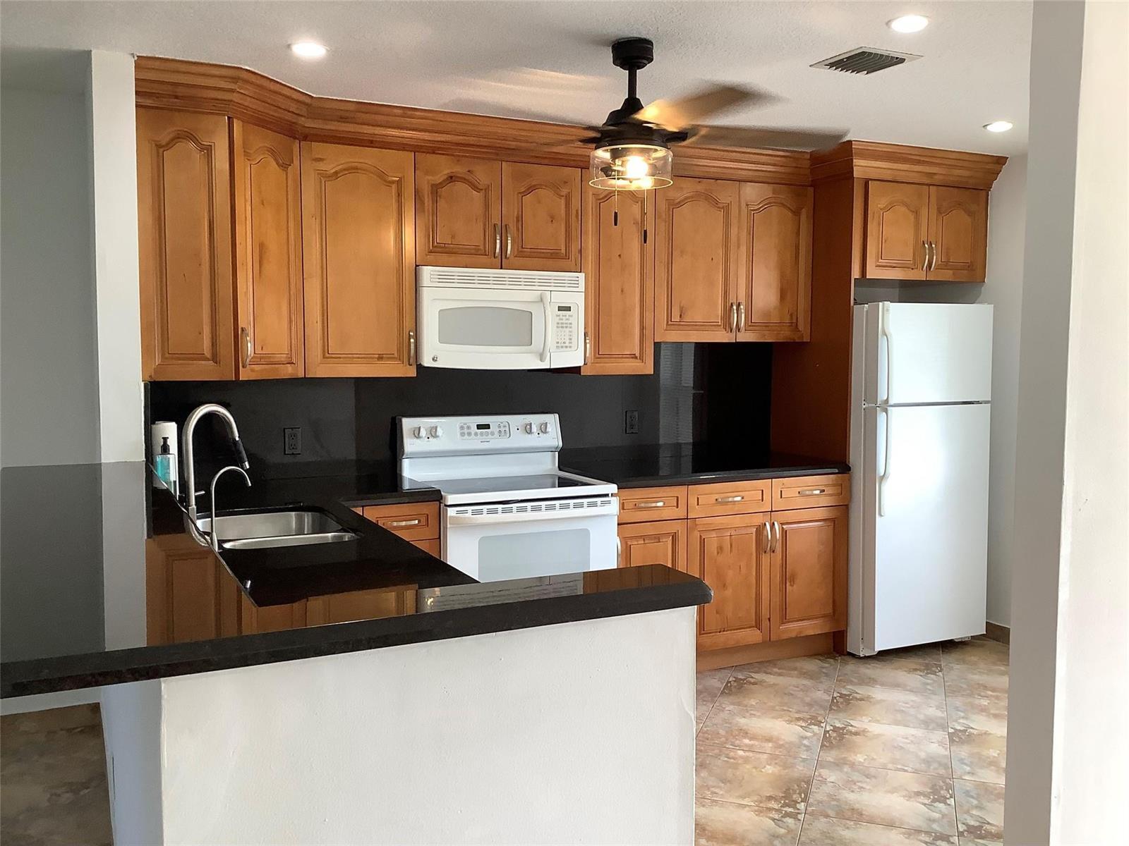 6699 Moonlit Drive, Delray Beach FL 33446 photo 2