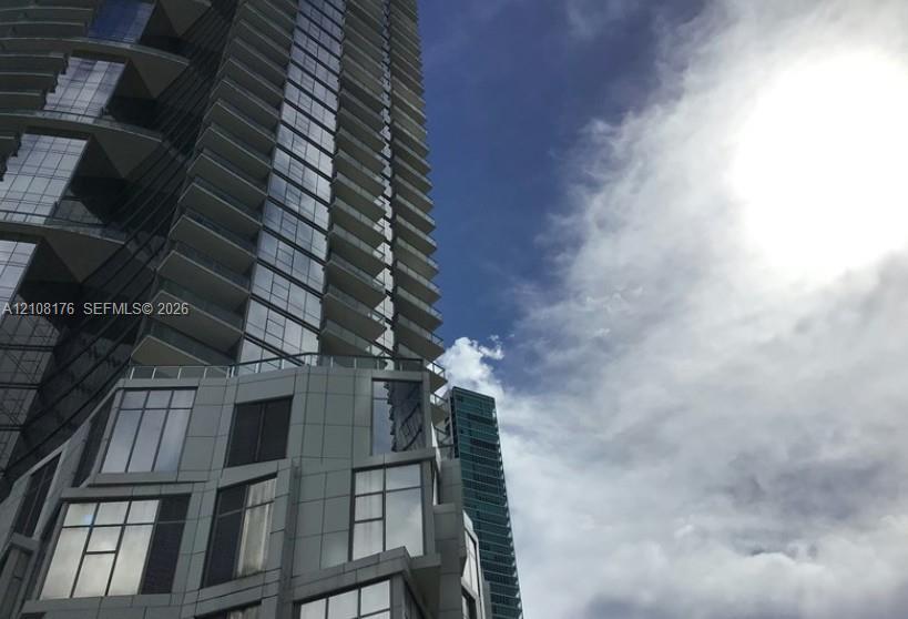 851 NE 1st Ave # 4008, Miami FL 33132 photo 3