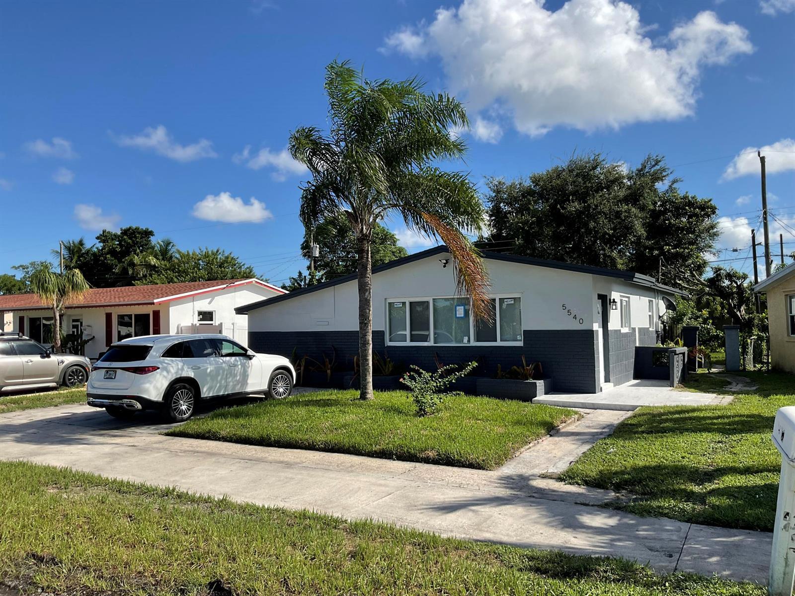 5540 Mayo Street, Hollywood FL 33021