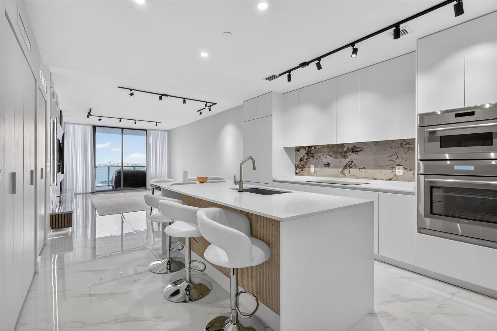 700 NE 24th Street # 2006, Miami FL 33137 photo 3