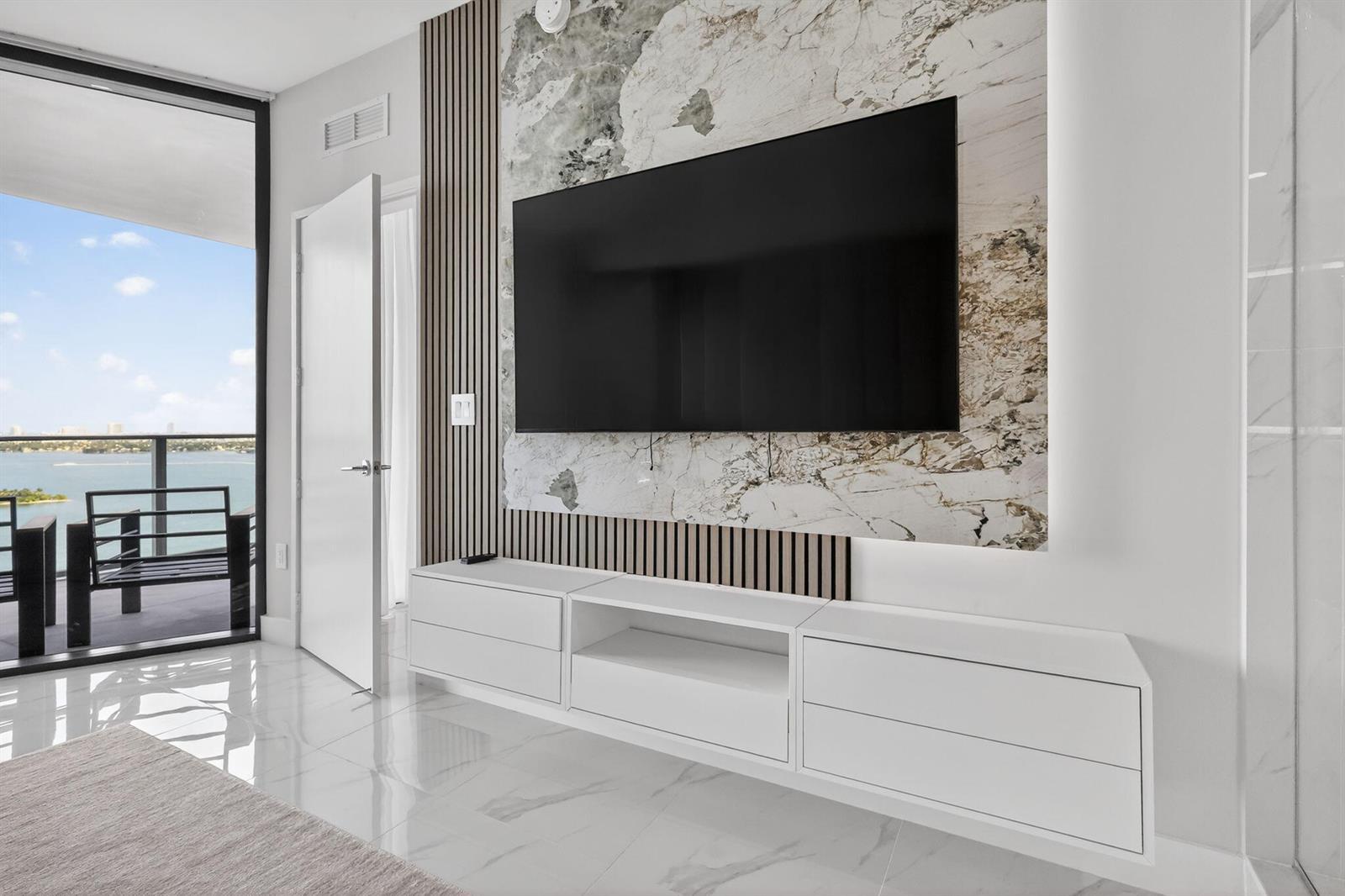 700 NE 24th Street # 2006, Miami FL 33137