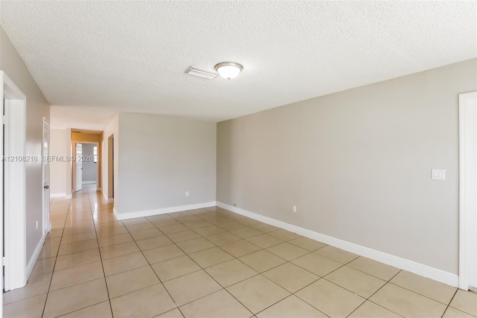 960 N 73rd Way, Hollywood FL 33024 photo 3