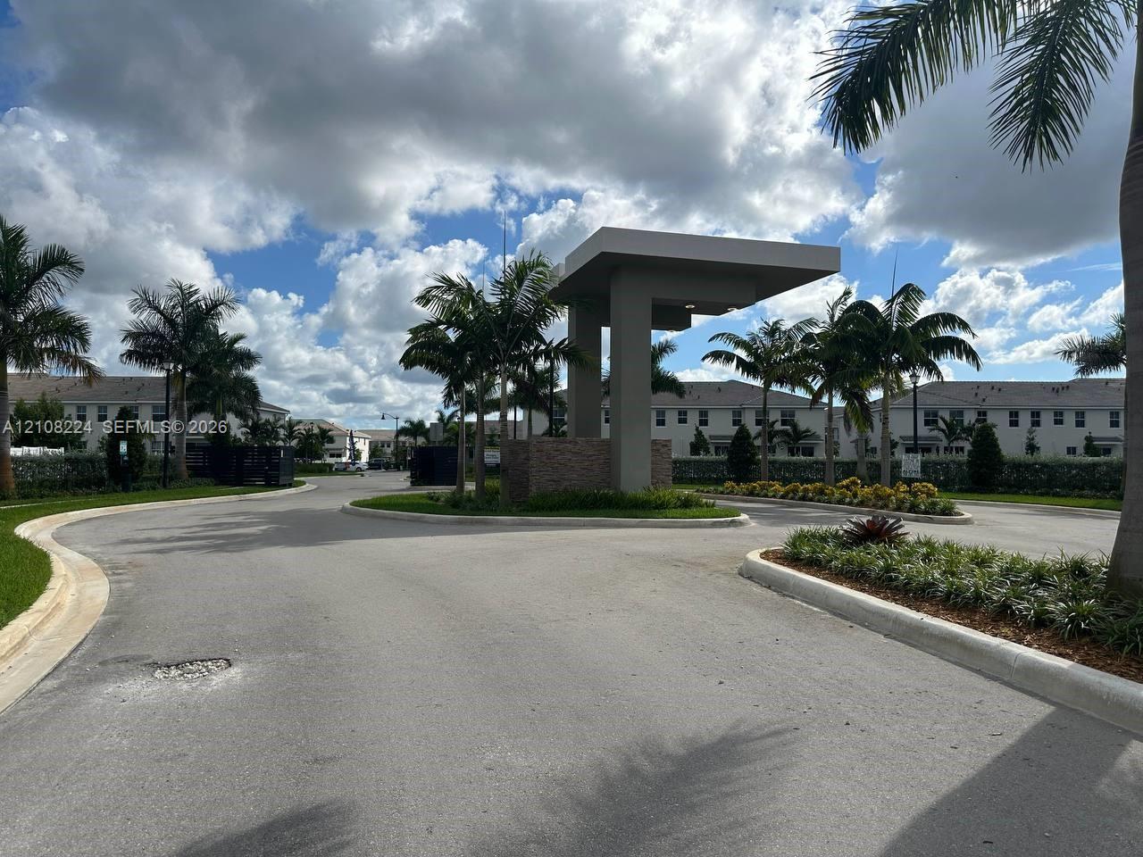 17183 SW 2nd Cir # 17183, Pembroke Pines FL 33027 photo 4