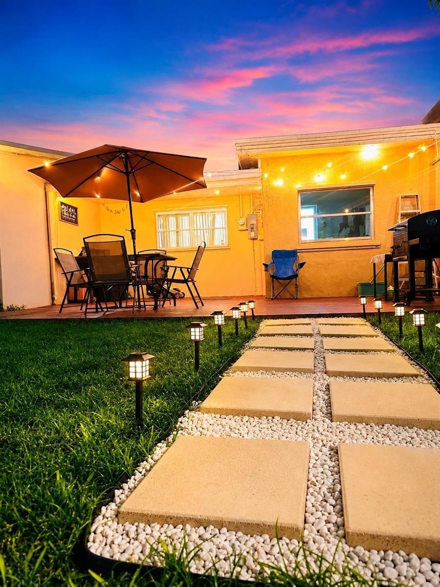 820 N GOLF Drive, Hollywood FL 33021 photo 2