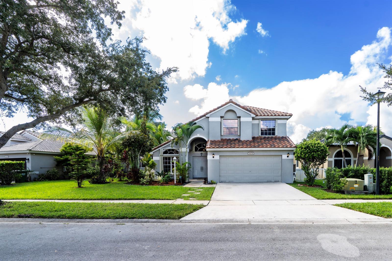 14258 NW 19th Street, Pembroke Pines FL 33028 photo 2