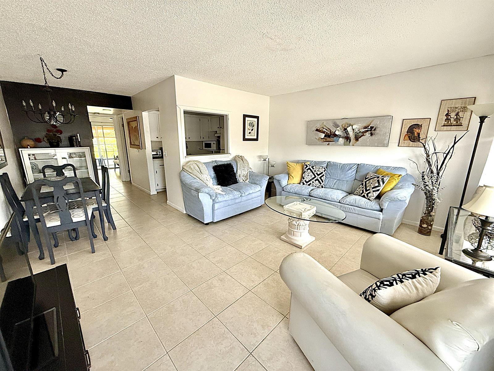 96 TILFORD Place E, Deerfield Beach FL 33442 photo 4